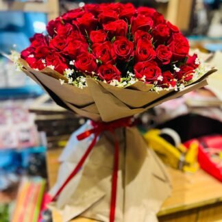 100 Red Roses Bouquet