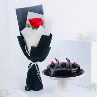 Red Rose & Chocolate Cake