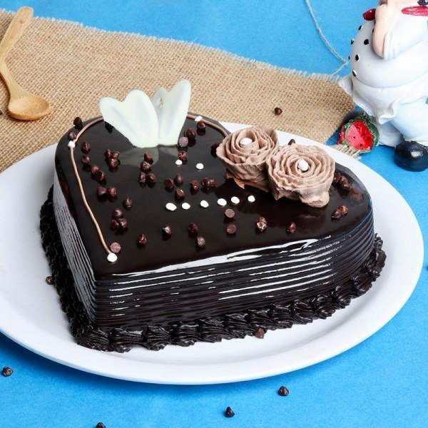 1 Kg Chocolate Cake Heart Shape
