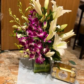 Orchids & Lillies Charm With Rochers